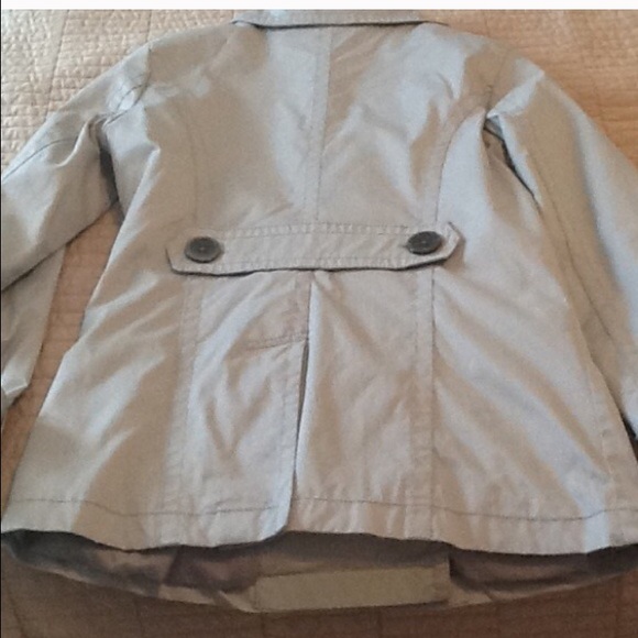 Grey trench coat - Picture 3 of 3