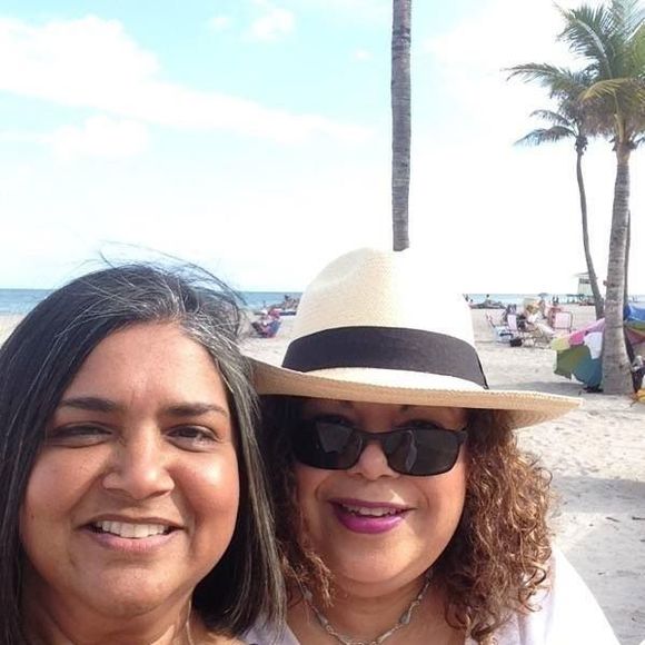 Meet your Posher, Nidia - Picture 1 of 1