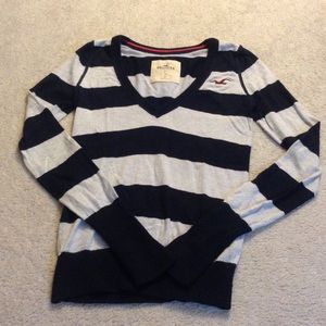 Hollister sweater excellent condition ❤️❤️