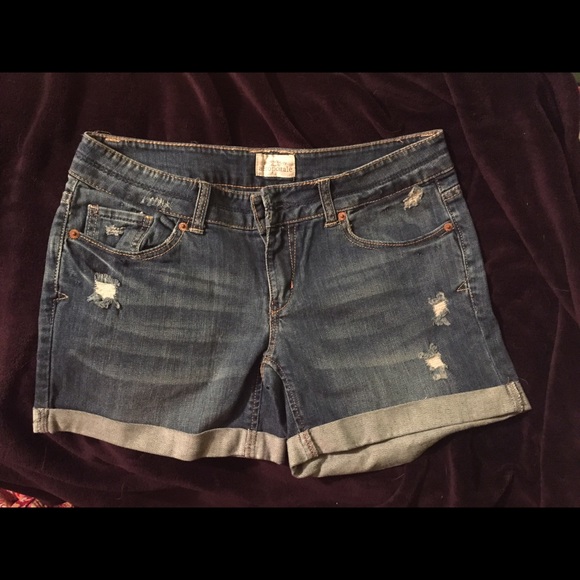 BRAND NEW NEVER WORN