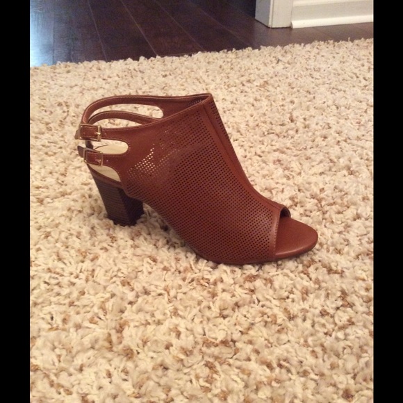 Atrevida Shoes - Sexy Spring/Summer Sandal