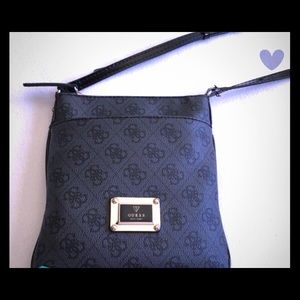 Guess cross body!
