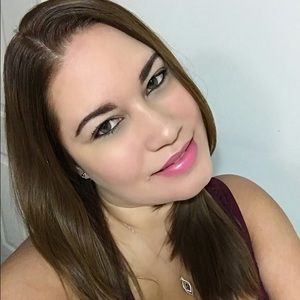 Meet your Posher, Liliana