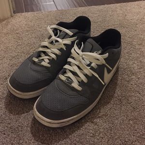 Mens Nike air size 10.5