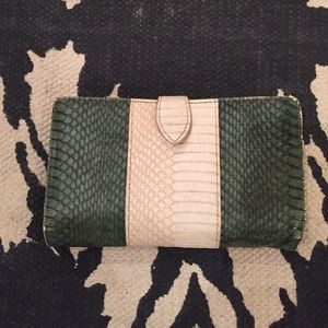 FAUX SNAKESKIN WALLET