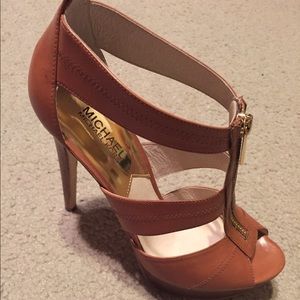 Michael Kors Pumps