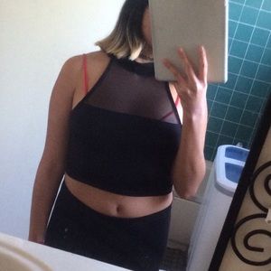 Mack turtle neck mesh crop