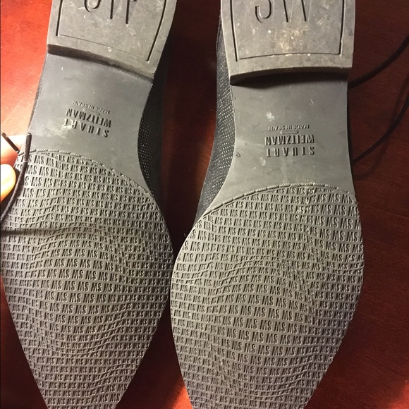 Stuart Weitzman shoes. - Picture 3 of 4