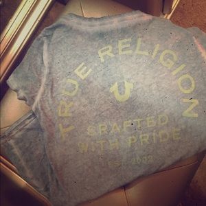 Cute true religion tee