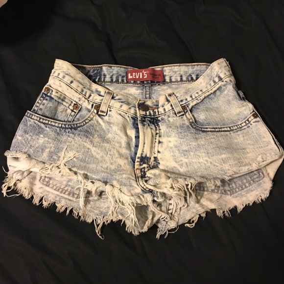 Levi jean shorts