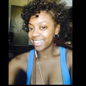 Meet your Posher, Clinisha