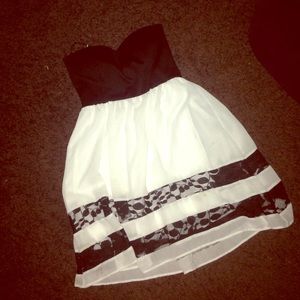 Black and white wet seal strapless dress