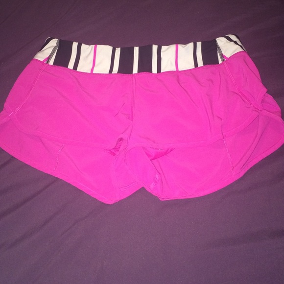 LIGHTLY USED! Lulu lemon short