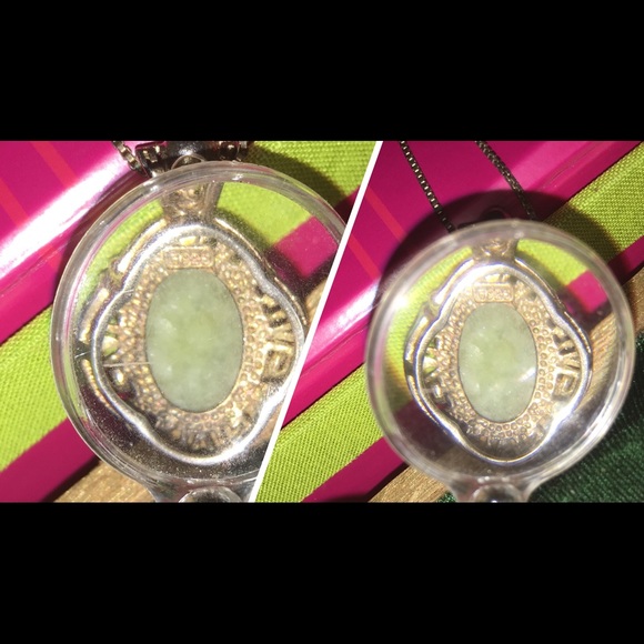 Vintage necklace with teal stone
