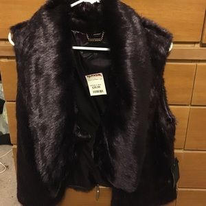 ✨price drop✨Steve Madden vest