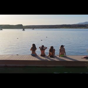 Meet your Posher, Noelle