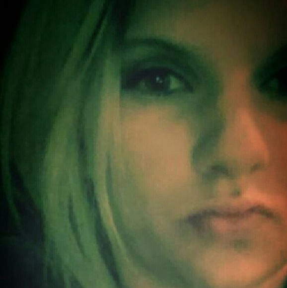 Meet your Posher, Cherry