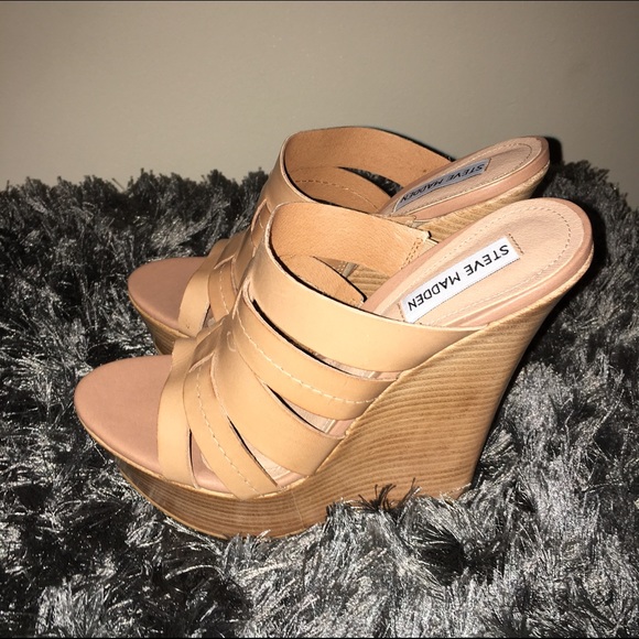 TODAY ONLY‼️🆕 Tan Leather Wedges - Picture 4 of 4
