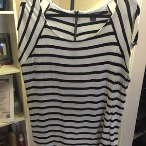 Sold. B&W striped top