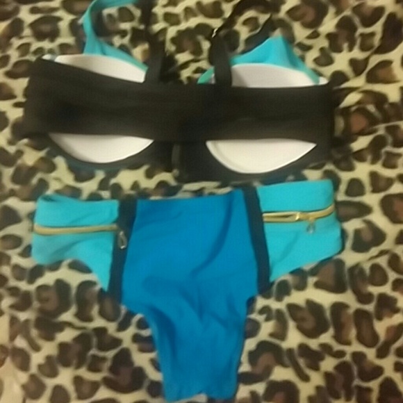Color block bikini - Picture 2 of 2