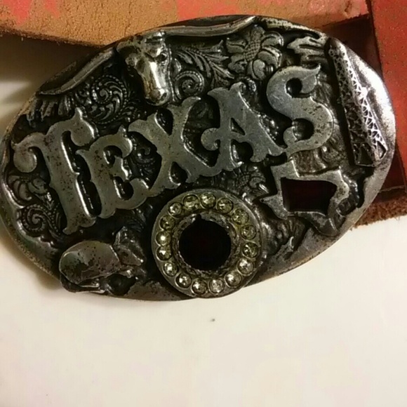 Belts - Picture 2 of 4