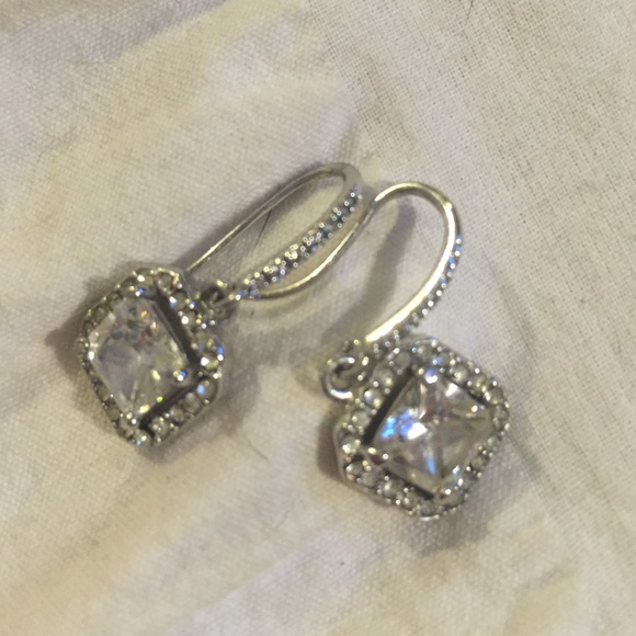 Stella and dot earrings