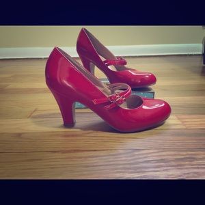 Red Mary Jane Pumps