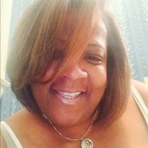 Meet your Posher, Twana