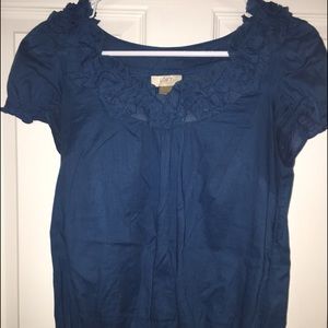 XS Loft top. Super-cute for summer workflow