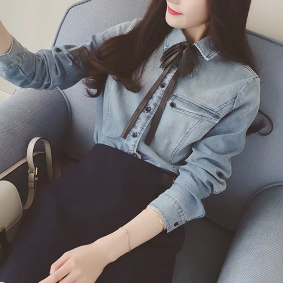 Denim Top. - Picture 1 of 4