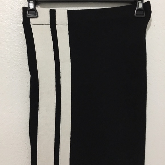 Brand New with tag Forever 21 Tube Skirt - Picture 3 of 4