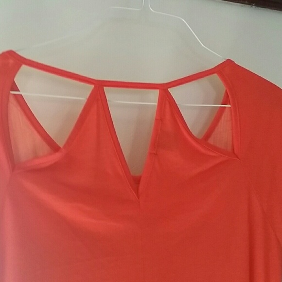 Blouse - Picture 2 of 2