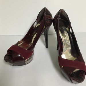 Jessica Simpson peep toe
