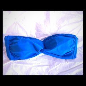 VENUS bandeau bikini top