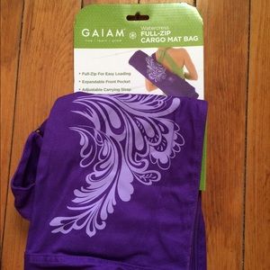 Gaiam yoga mat bag
