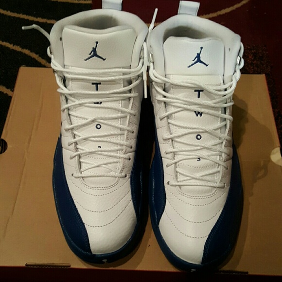 AIR JORDAN 12 FRENCH BLUE (2016) - Picture 2 of 4