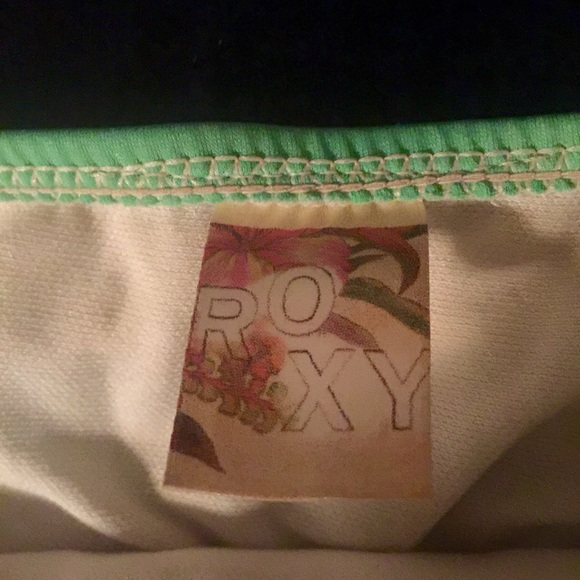 Roxy bikini - Picture 3 of 3