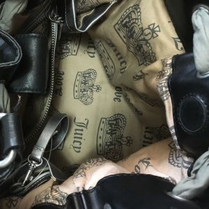 Juicy Couture Bags - Juicy Couture Purse Juicy Couture Bags - Juicy Couture Purse
