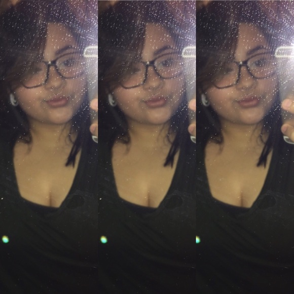 Meet your Posher, Maryela