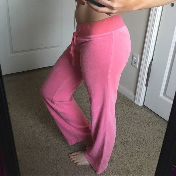 Bright pink NEW YORK & COMPANY jogging sweats:)