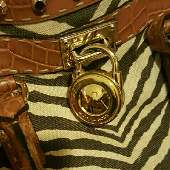 Michael Kors zebra print canvas and leather tote - Picture 2 of 4