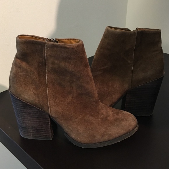 Dolce Vita Marlyn Bootie Size 7 1/2