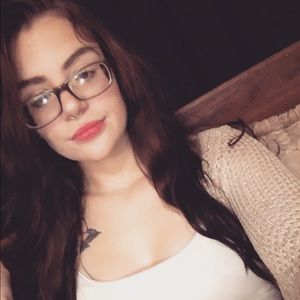 Meet your Posher, Erika