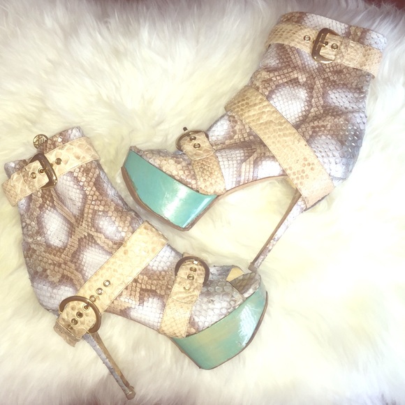 Authentic Massimo Dogana Snakeskin Open toe Bootie