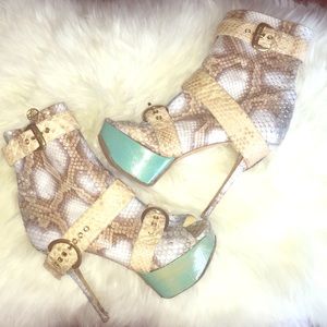 Authentic Massimo Dogana Snakeskin Open toe Bootie