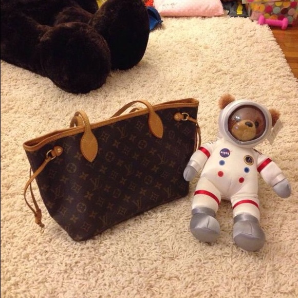 LV Monogram Neverfull PM