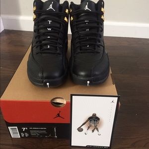 The Masters Size 7.5 Jordan's Black and White 12s