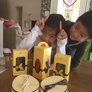 Meet your Posher, Elaine