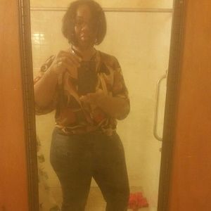 Meet your Posher, Jeannette