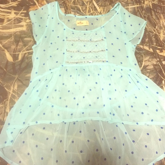 Super cute baby blue top
